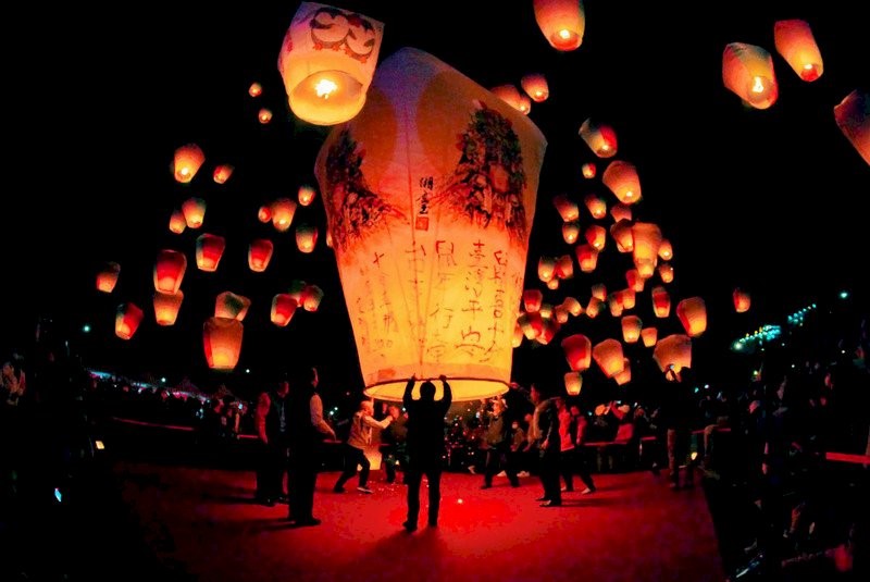 Che cos'è il Festival delle Lanterne cinesi? - UNINT - ATUTTOMONDO