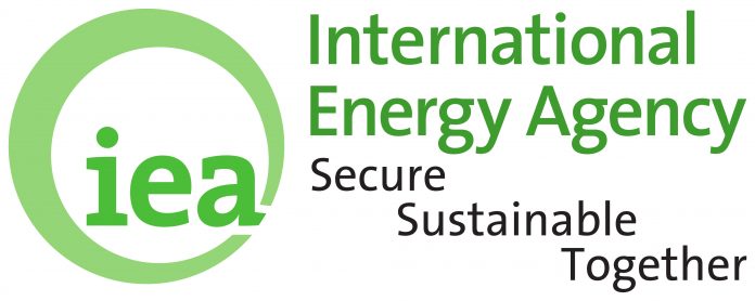 Logo dell'Agenzia Internazionale per l'Energia. Fonte Wikimedia Commons.