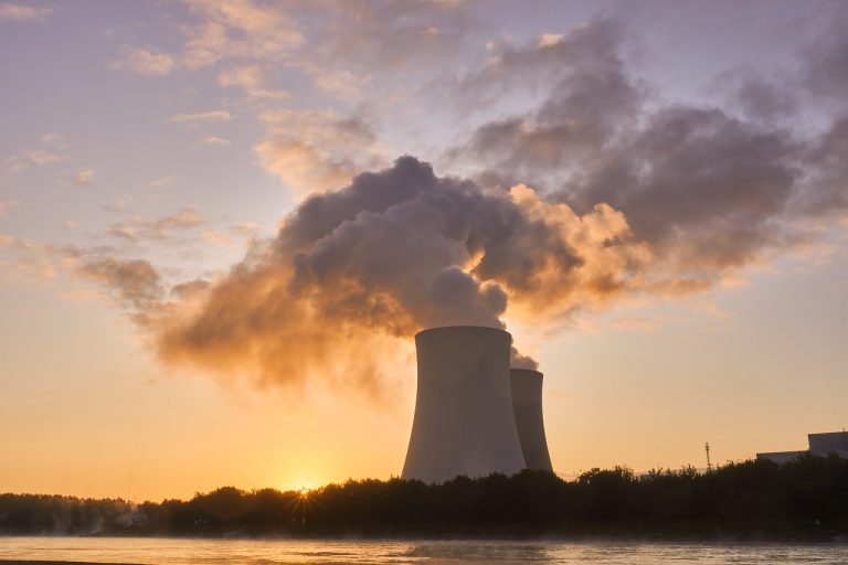 La crisi energetica spinge il ritorno del nucleare in Europa