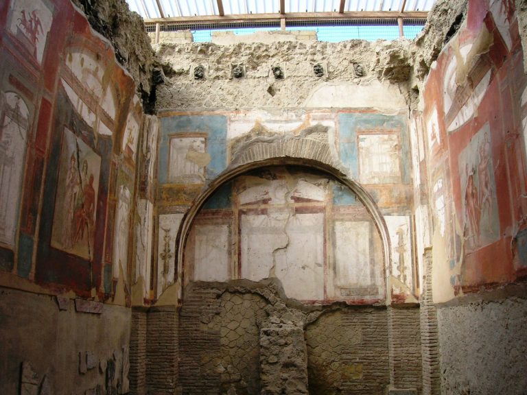 Gli Stati Uniti restituiscono all’Italia oltre 60 reperti archeologici