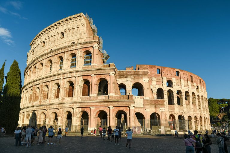 Svelato il segreto che conserva intatto il Colosseo: «nessun’altra civiltà nella storia, compresa quella di oggi, ha creato un cemento tanto resistente»