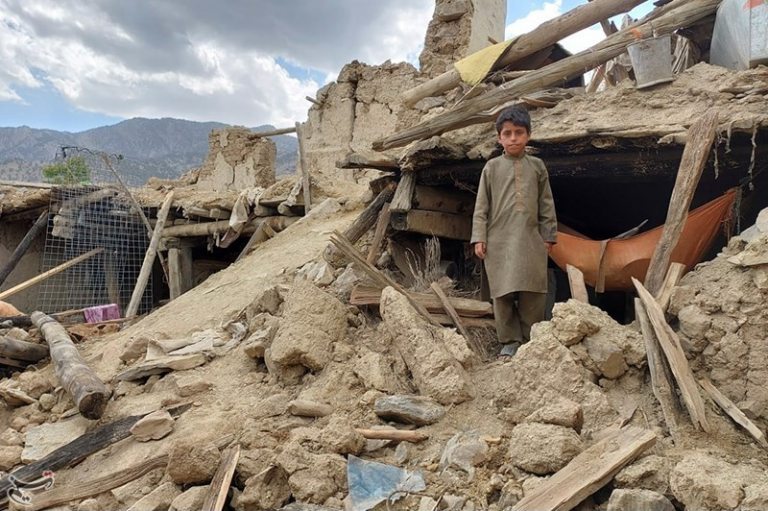 Confine Pakistan-Afghanistan: terremoto magnitudo 6.5