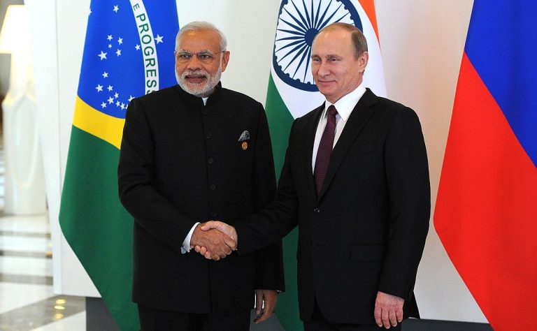 Russia: l’India diventa il nuovo partner economico per le vendite di petrolio