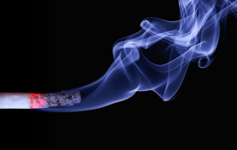 In Gran Bretagna i nati dal 2009 in poi non potranno mai più acquistare sigarette